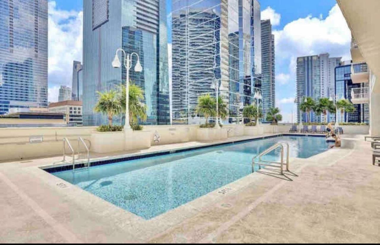 Luxurious 1Br High Rise Condo Brickell-Free Parking Miami Exterior photo